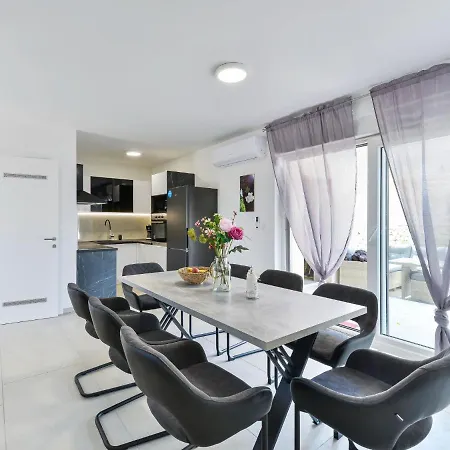 Sunset By Interhome Ferienhaus Vodice