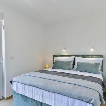 Sunset By Interhome Semesterbostad Vodice